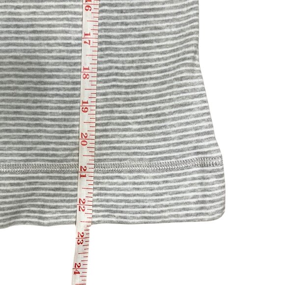 Lauren Ralph Lauren Gray Striped Nautical Button Shoulder Top 3/4 Sleeve Size M - Picture 7 of 12